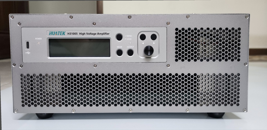 HUATEK高压放大器正面.png HUATEK高压放大器正面.png
